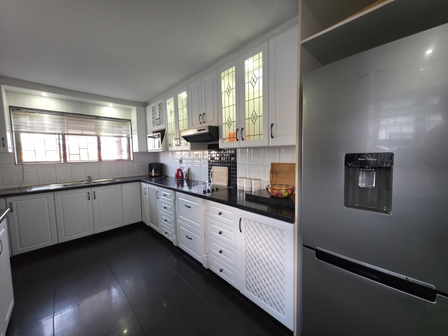 3 Bedroom Property for Sale in Tuscany Glen Western Cape